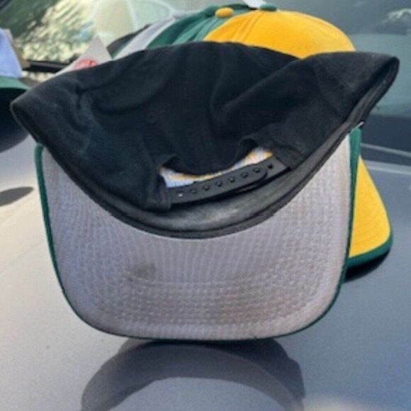 Green Bay Packers . Raised Letters Adjustable Cap - Picture 2 of 2